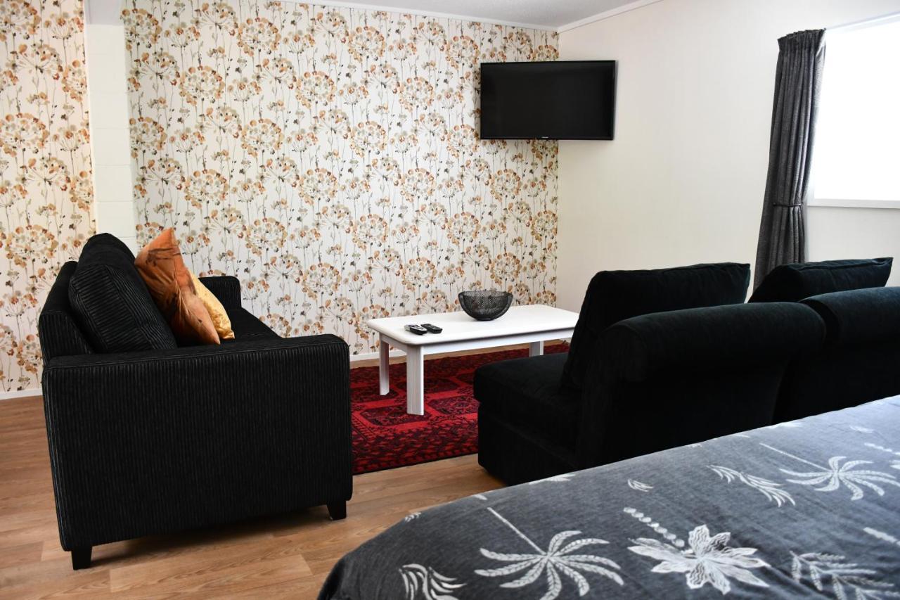 Large Studio With Private Patio, Sky Tv & Wifi Villa Mount Maunganui Esterno foto