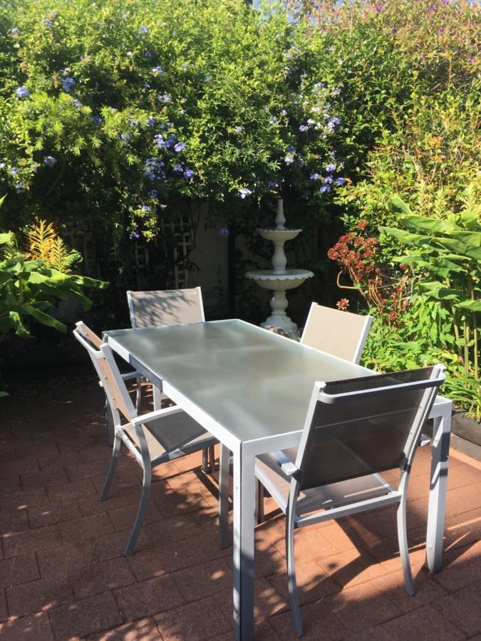 Large Studio With Private Patio, Sky Tv & Wifi Villa Mount Maunganui Esterno foto